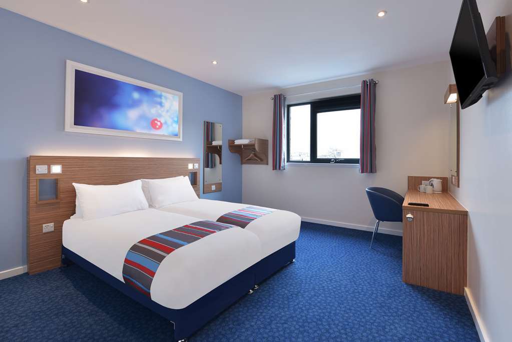 Travelodge Hinckley Road 2*
